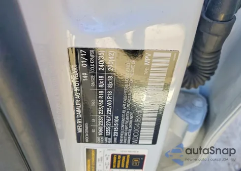 2017 Mercedes-Benz Glc 300 z USA, uszkodzony, nr VIN WDC0G4JB6HF215128